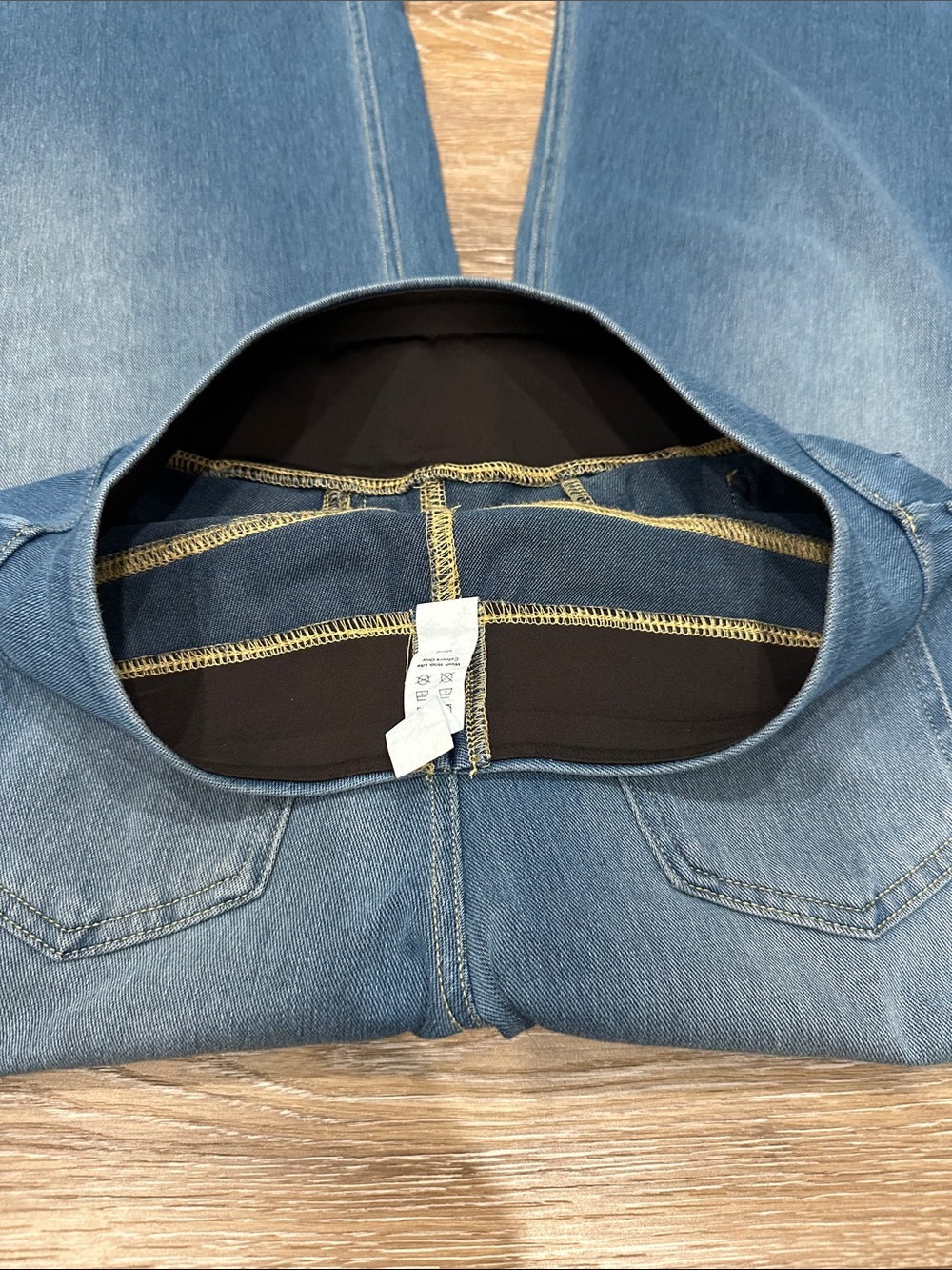 HALARA Blue Wide-Leg High-Rise Jeans - Picture 9 of 10